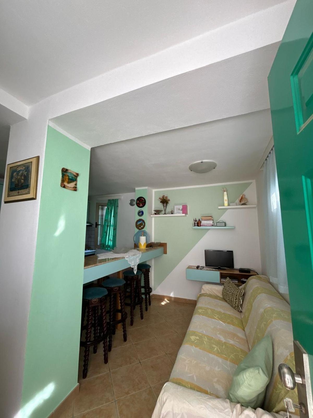 Holiday Home Zenit Ulcinj Esterno foto